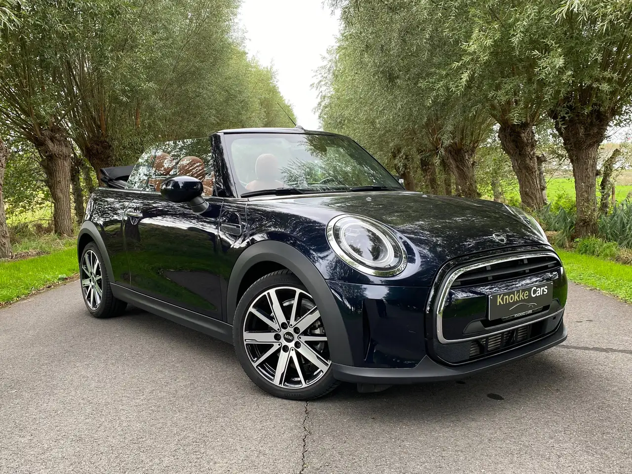 MINI Cooper Cabrio - 2