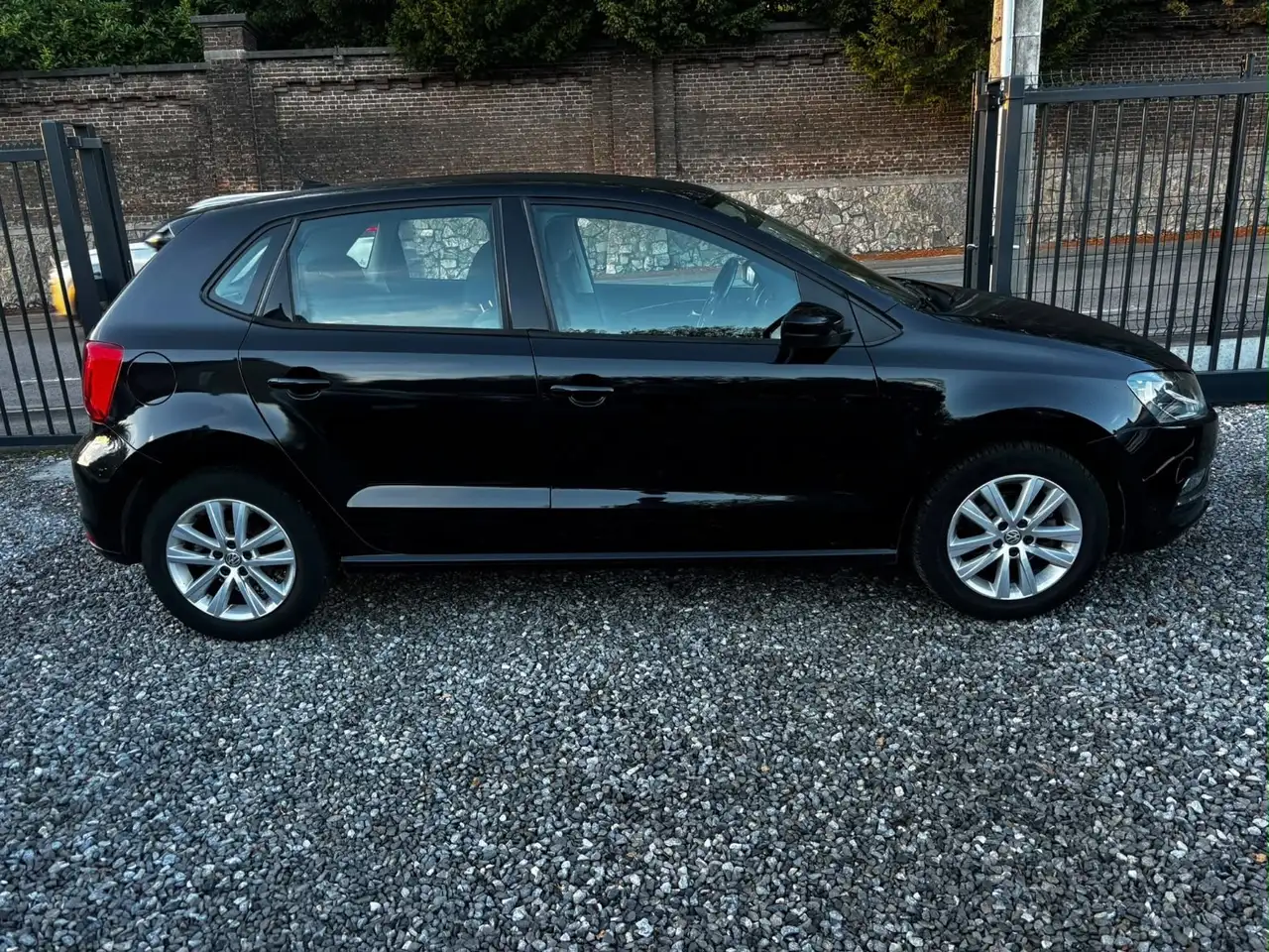 Volkswagen Polo - 4