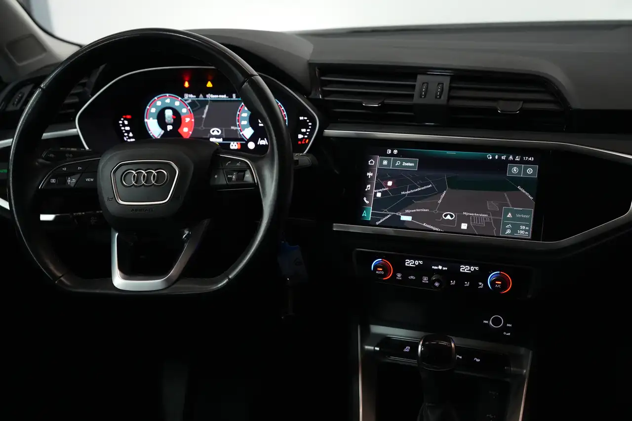 Audi Q3 - 10