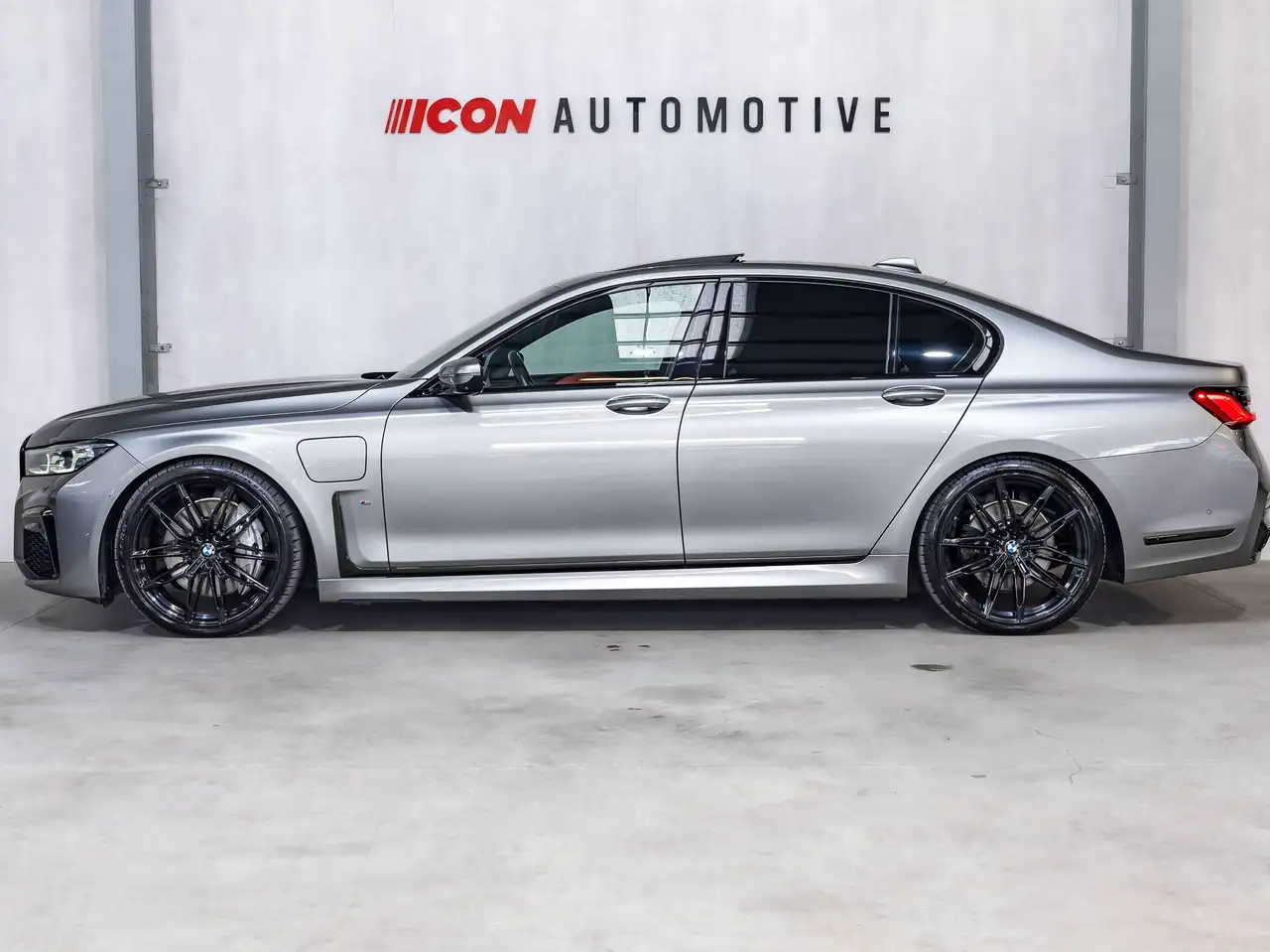 BMW 745 - 4