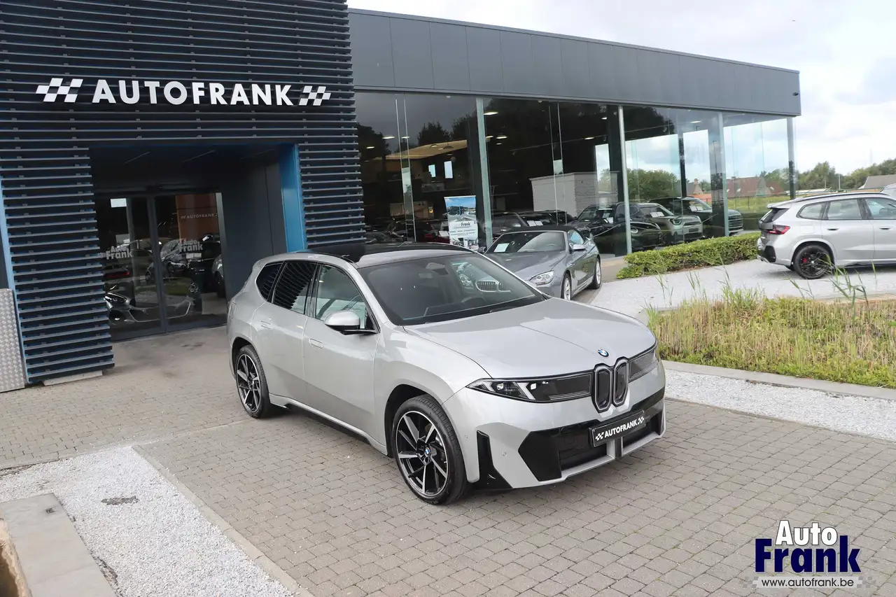 BMW iX3 - 9