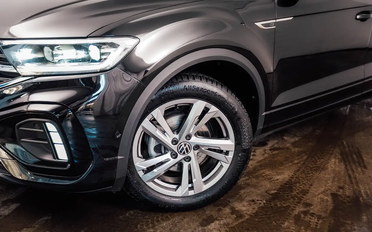 Volkswagen T-Roc - 7