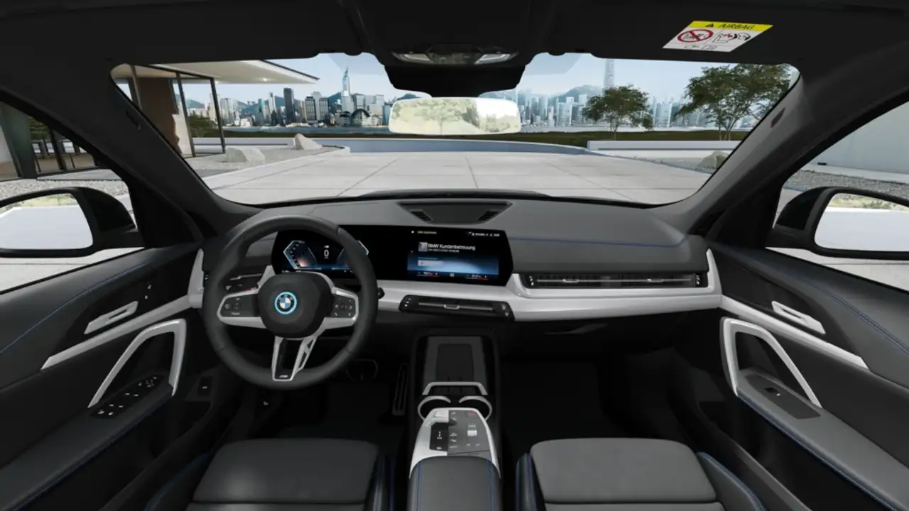 BMW iX1 - 7