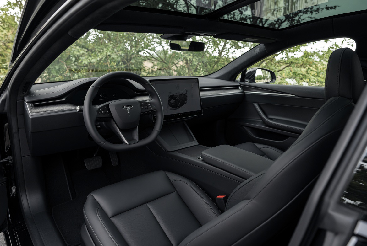 Tesla Model S - 7