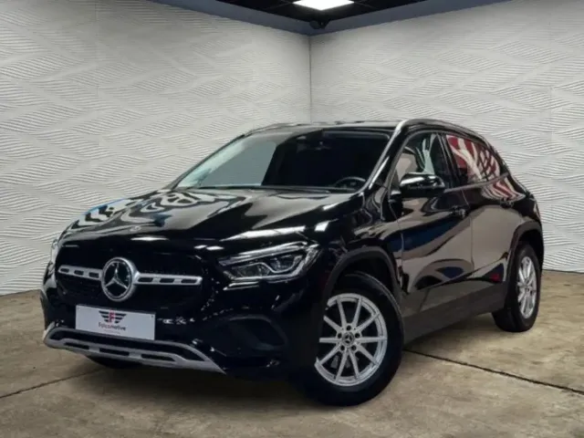Mercedes-Benz GLA 180