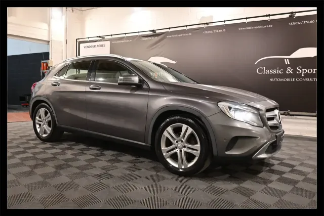 Mercedes-Benz GLA 200