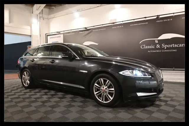 Jaguar XF