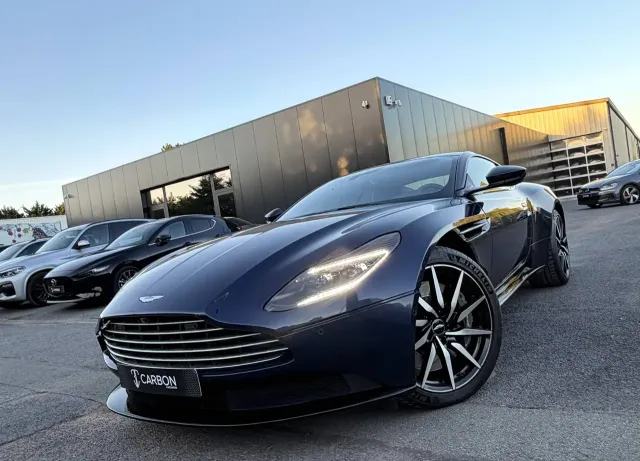 Aston Martin DB11