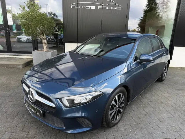 Mercedes-Benz A 180