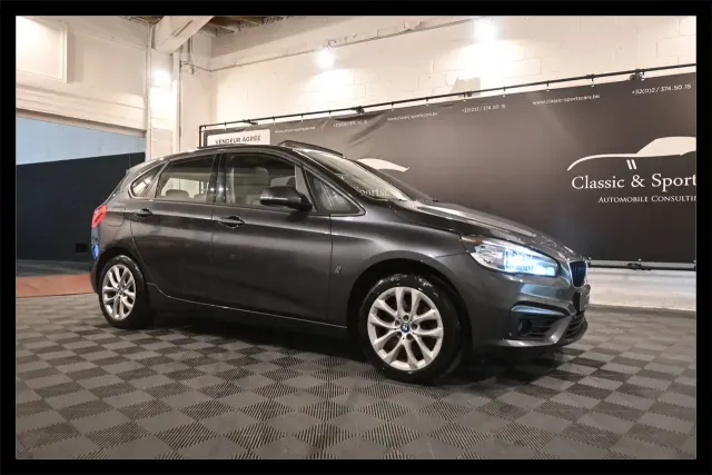 BMW 225