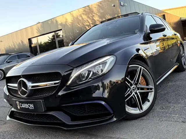 Mercedes-Benz C 63 AMG