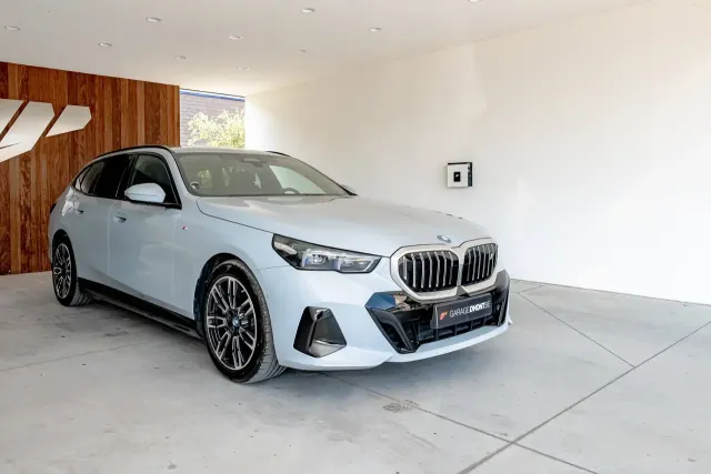BMW i5