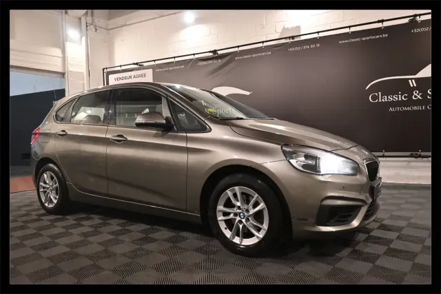 BMW 216