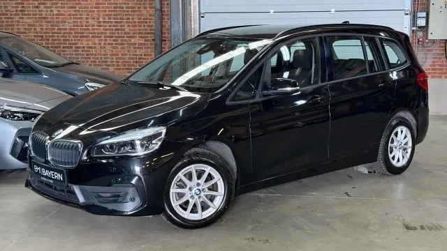 BMW 216