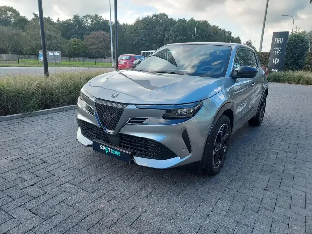 Alfa Romeo Junior