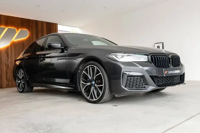 BMW 530