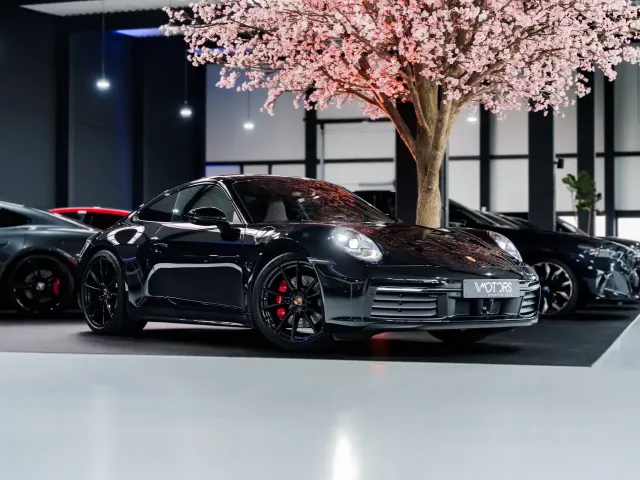 Porsche 992