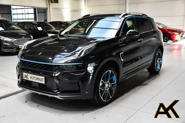 Lynk & Co 01