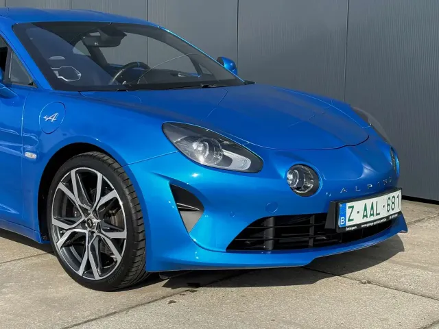 Alpine A110