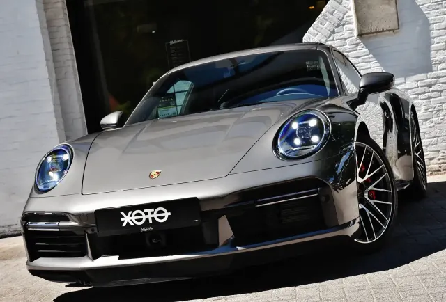 Porsche 992