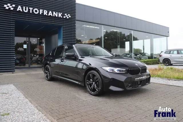 BMW 330