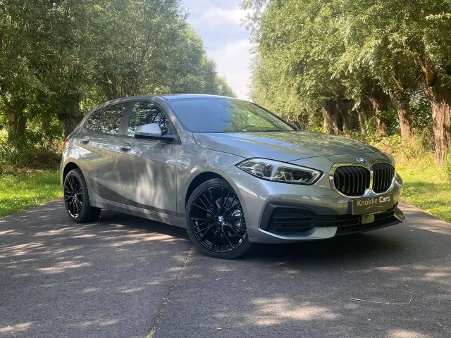BMW 118