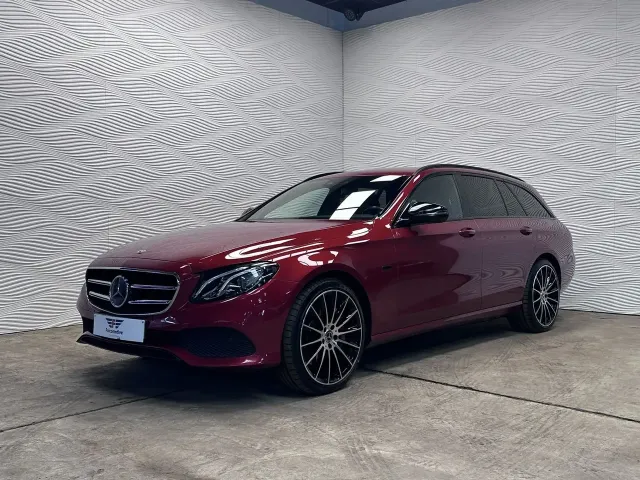 Mercedes-Benz E 300