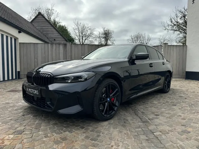 BMW 330