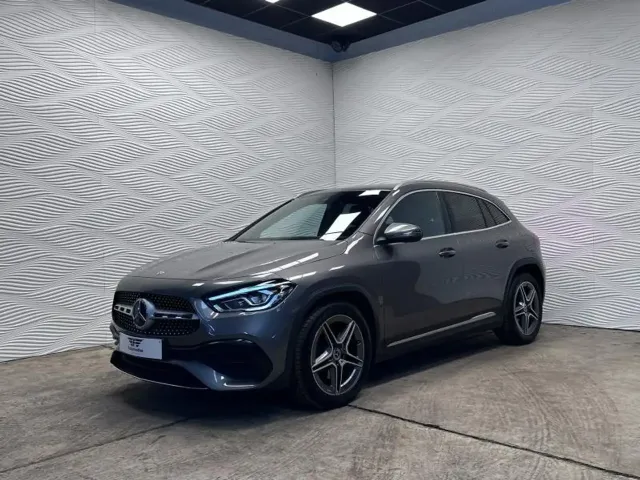 Mercedes-Benz GLA 180