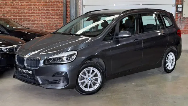 BMW 216