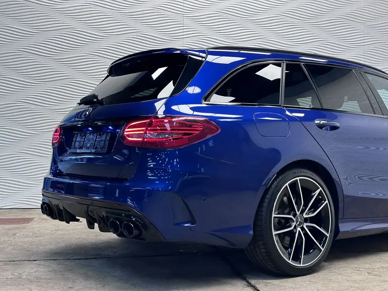 Mercedes-Benz C 43 AMG - 13