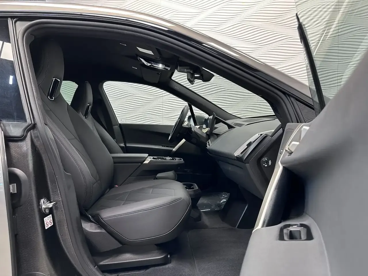 BMW iX - 20