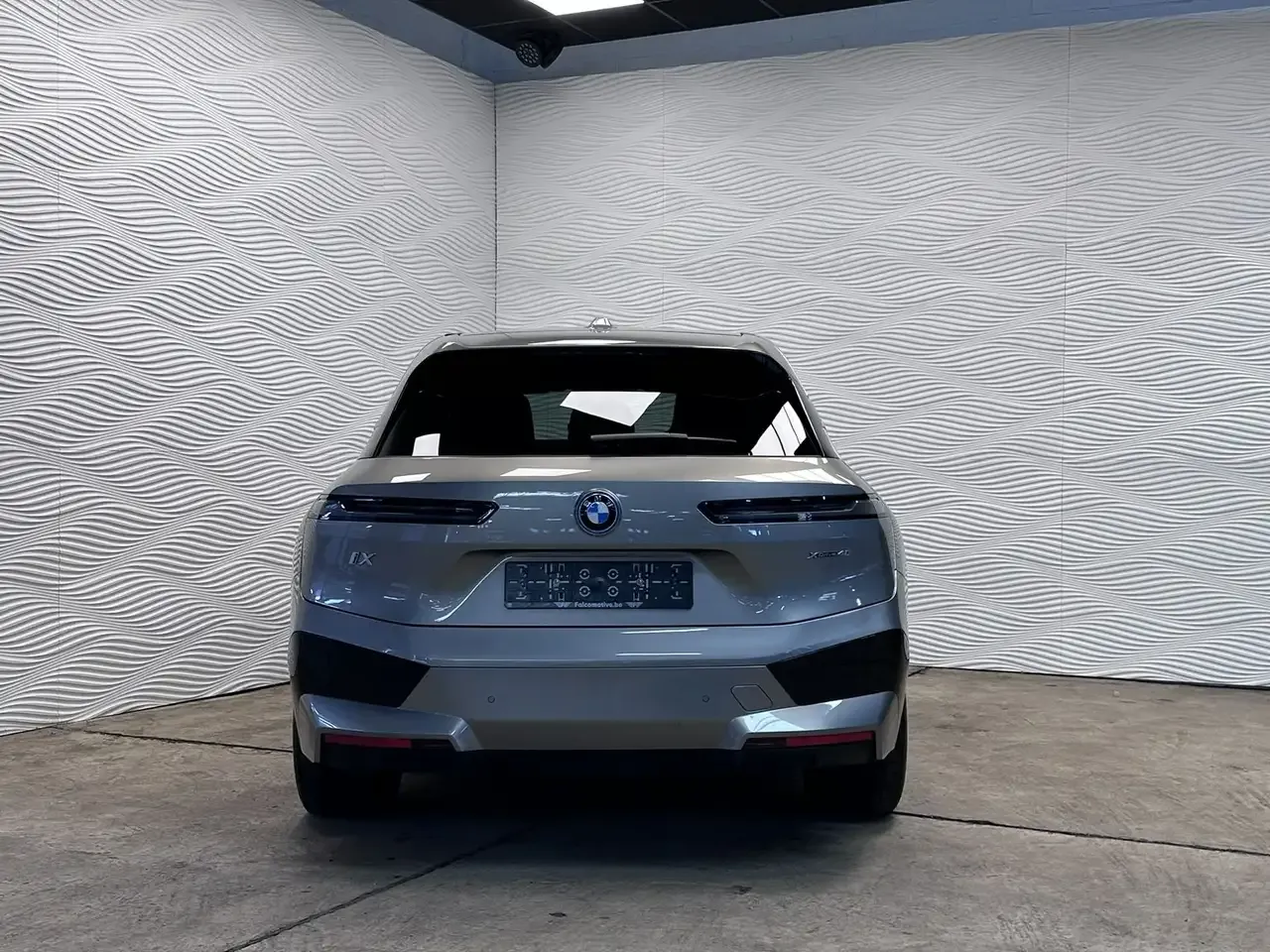 BMW iX - 7