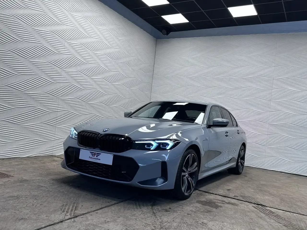 BMW 320 - 4