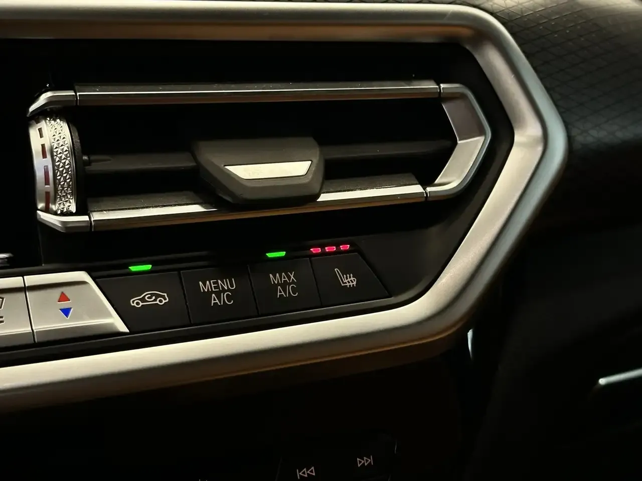 BMW X4 - 25