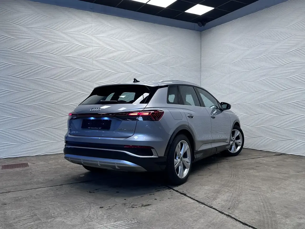Audi Q4 e-tron - 12
