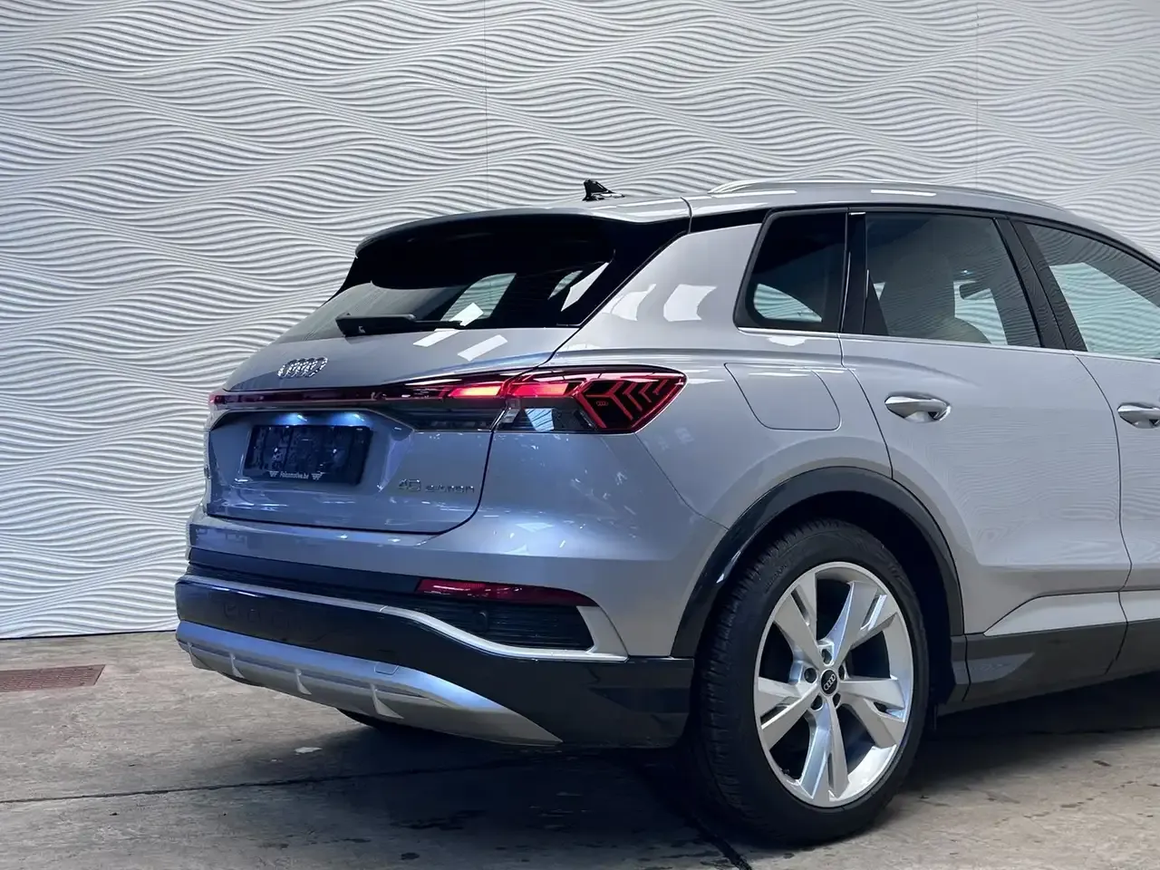 Audi Q4 e-tron - 14
