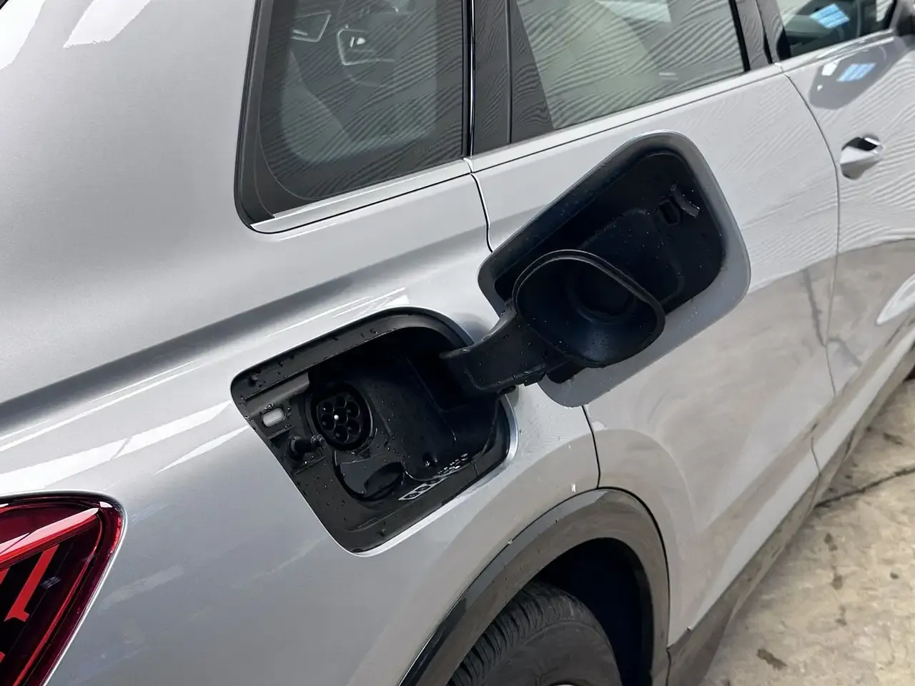 Audi Q4 e-tron - 15