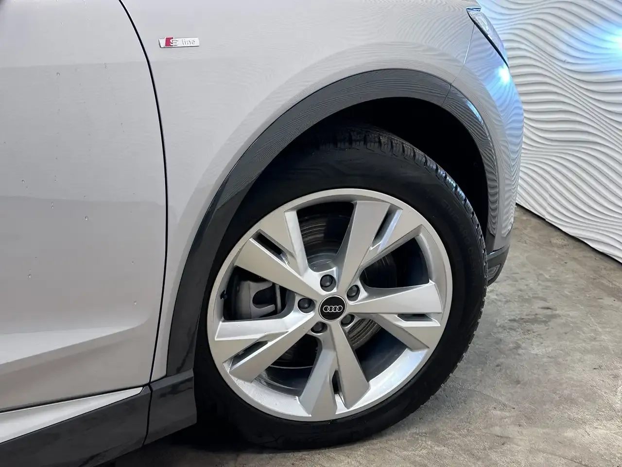 Audi Q4 e-tron - 17