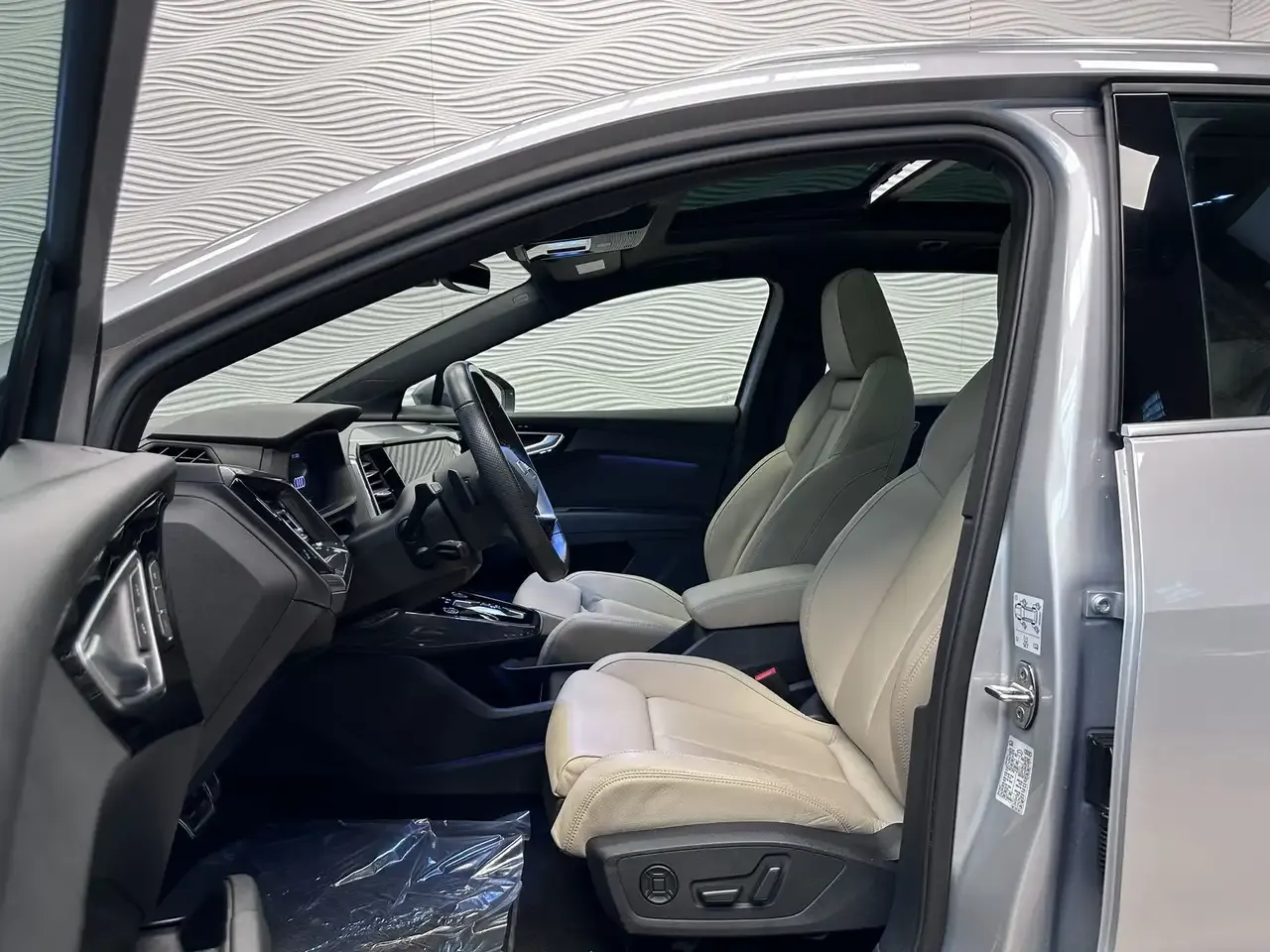 Audi Q4 e-tron - 18
