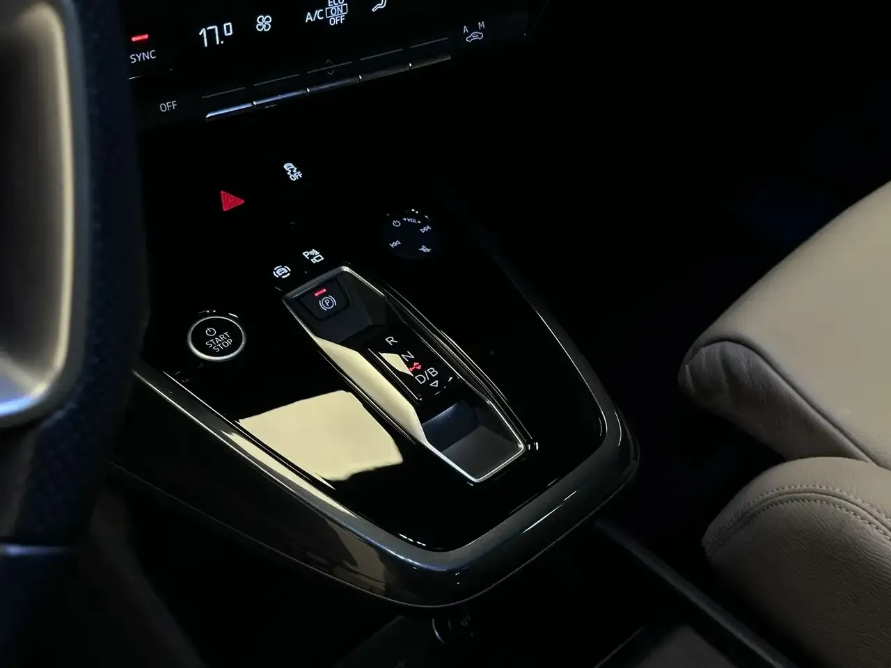 Audi Q4 e-tron - 28