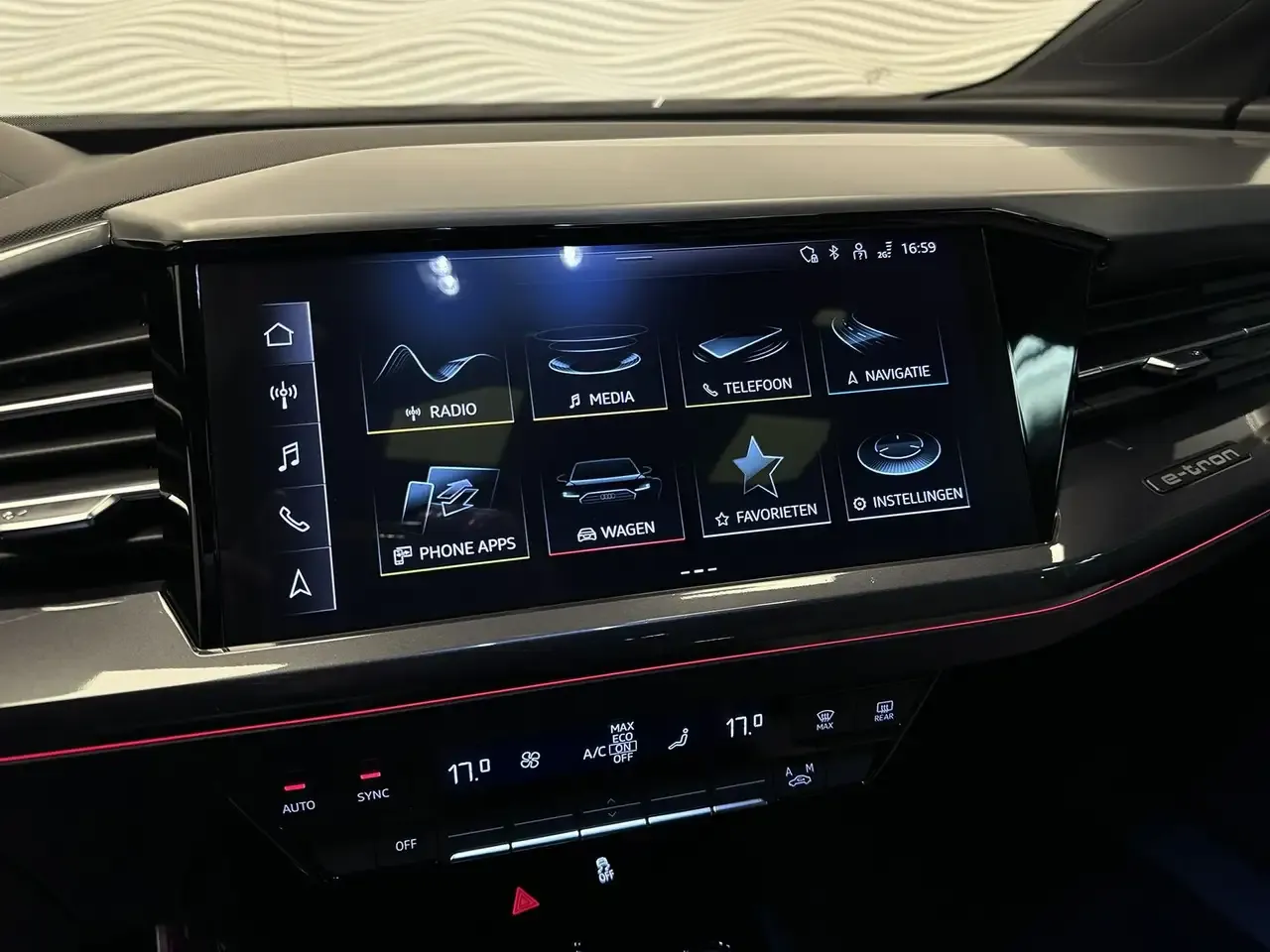 Audi Q4 e-tron - 29