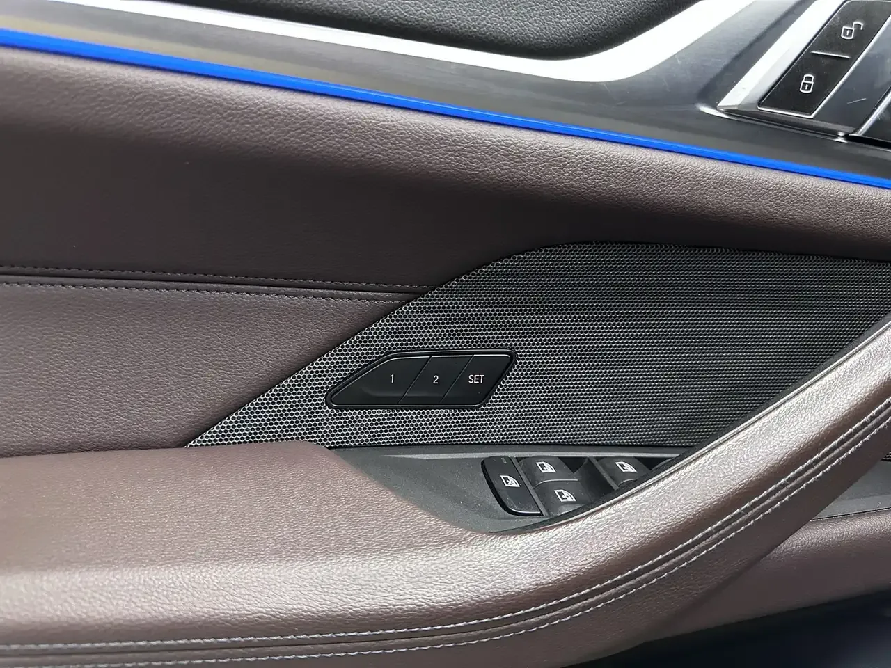 BMW i4 - 21