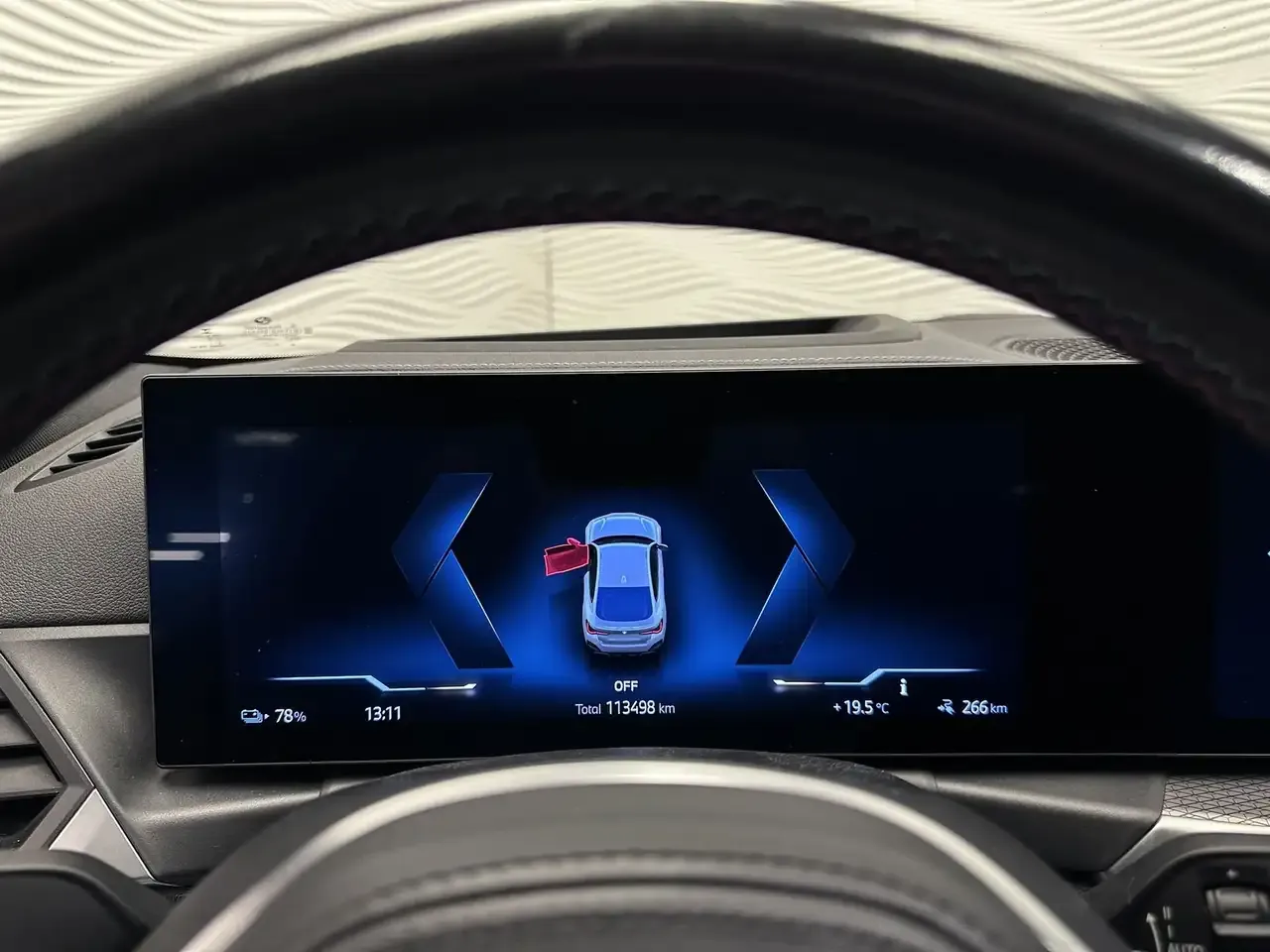 BMW i4 - 25