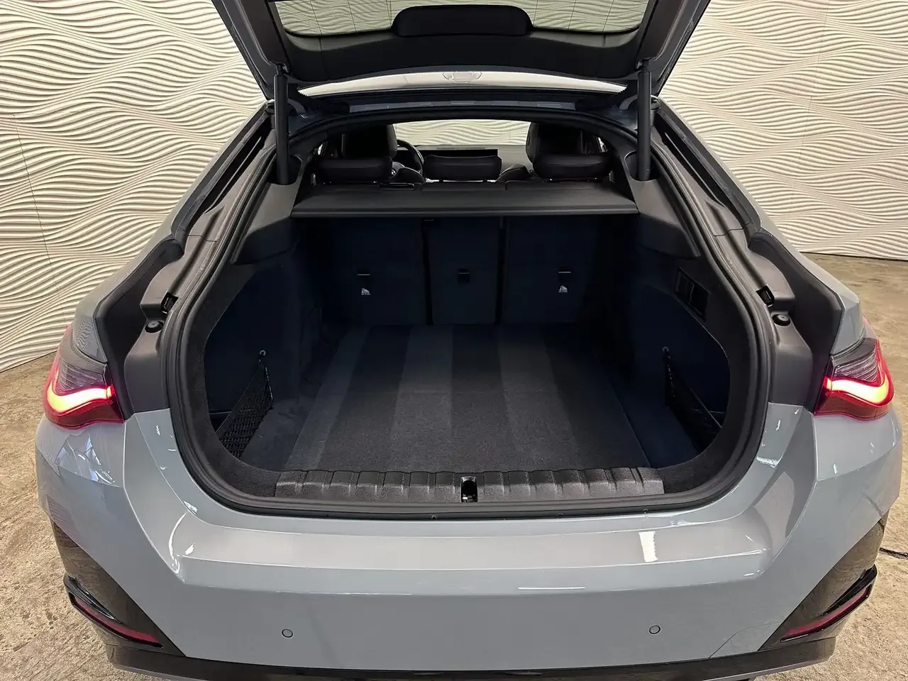 BMW i4 - 35