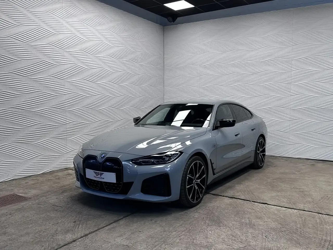 BMW i4 - 4