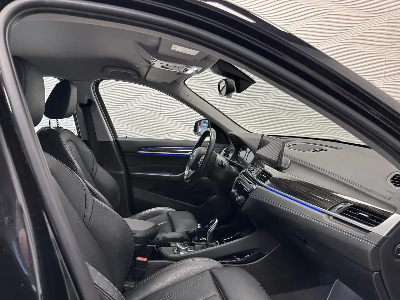 BMW X1 - 16