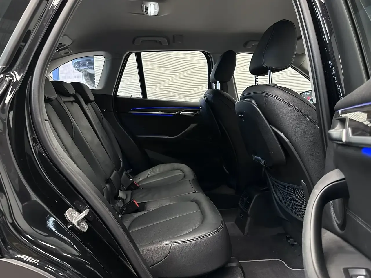 BMW X1 - 32