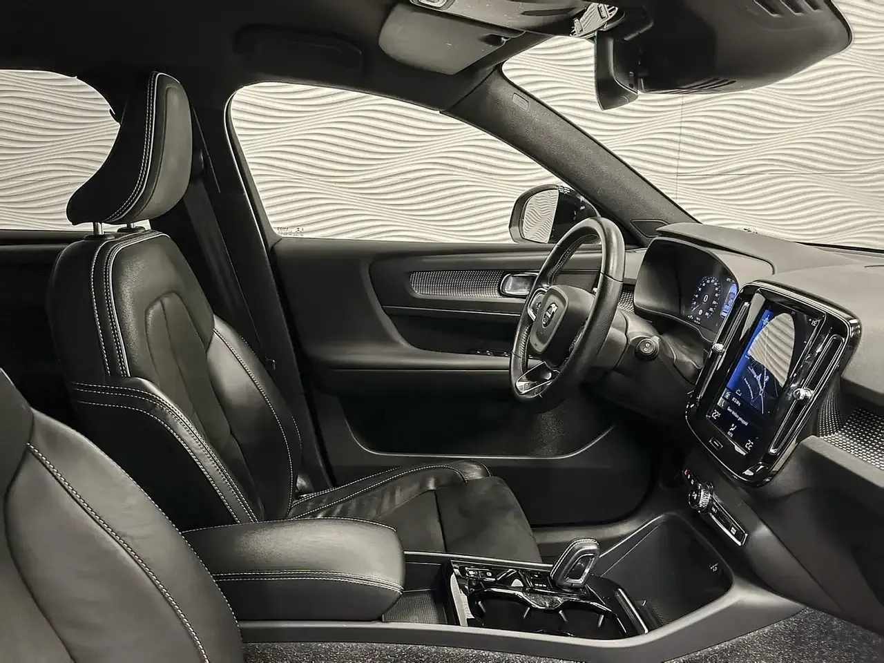 Volvo XC40 - 28