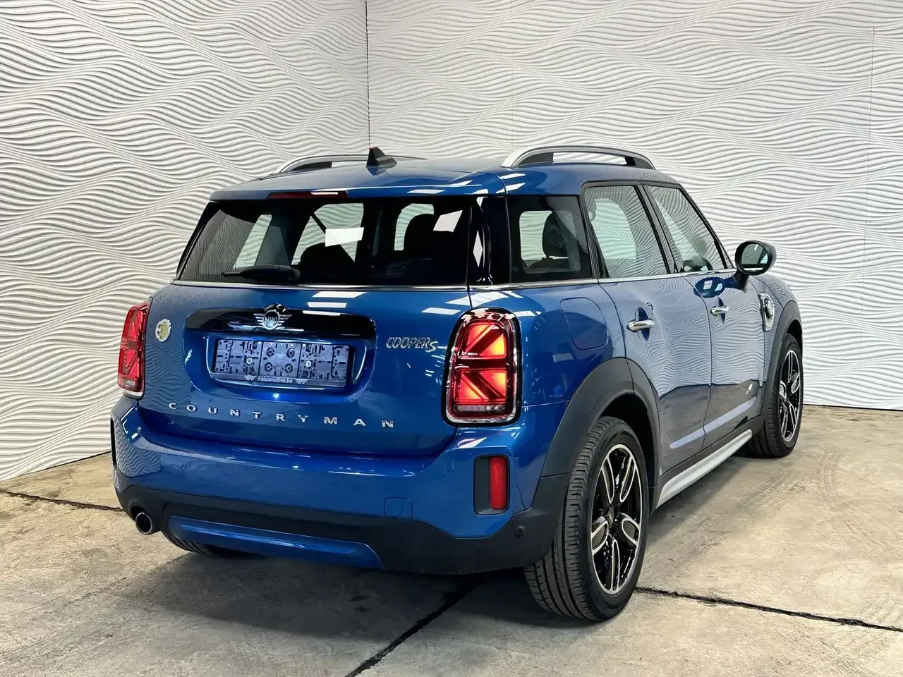 MINI Cooper SE Countryman - 11